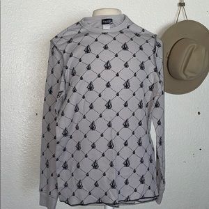 Volcom thermal shirt